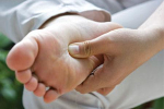 Cách trị tê chân tay ở bệnh nhân đái tháo đường